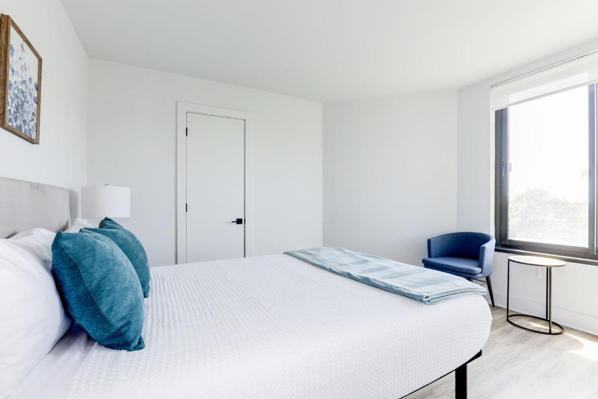 2Br Executive Apartment In Prime Location Arlington Ngoại thất bức ảnh