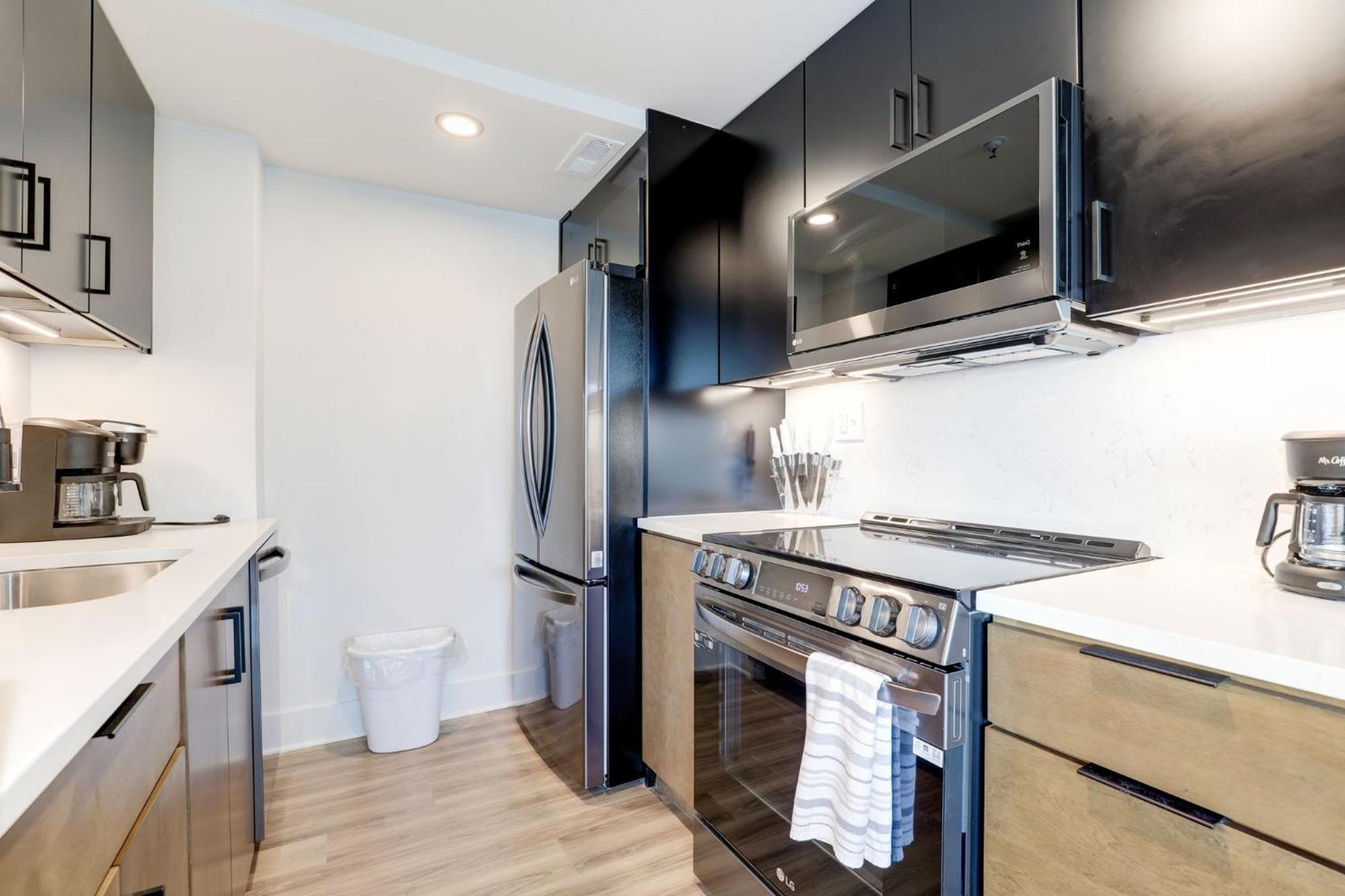 2Br Executive Apartment In Prime Location Arlington Ngoại thất bức ảnh