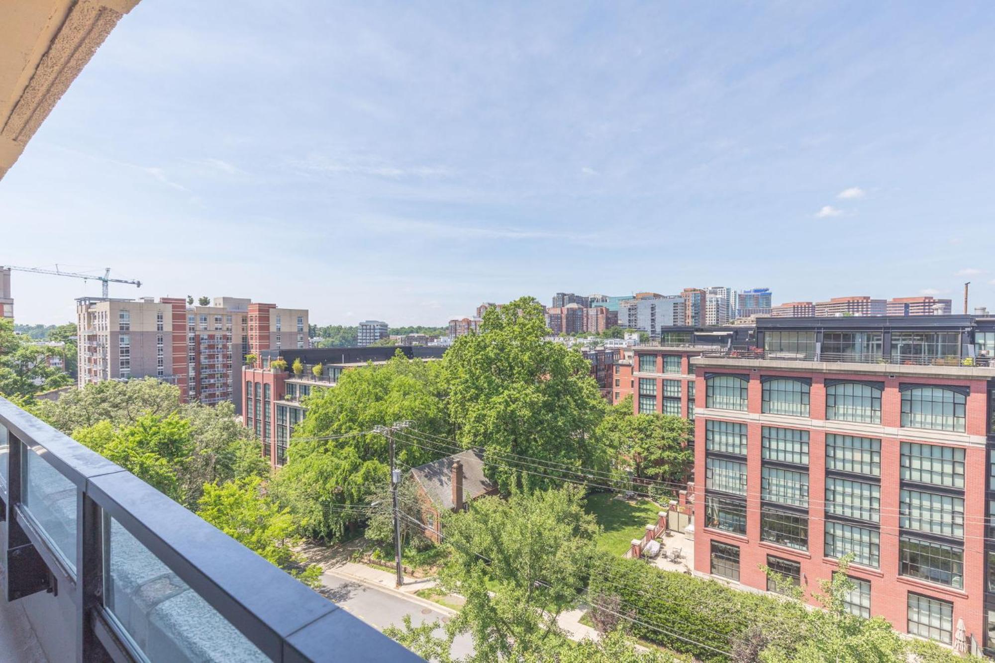 2Br Executive Apartment In Prime Location Arlington Ngoại thất bức ảnh